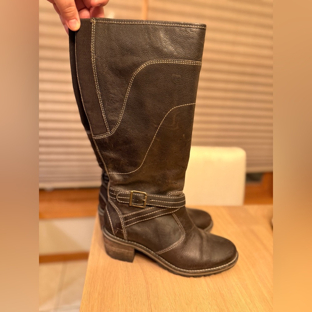 Brown Women's Deerfield Boots By L.L. Bean